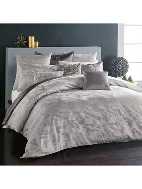 Donna Karan Luna Duvet Cover, NWT, Size Full/Queen $375